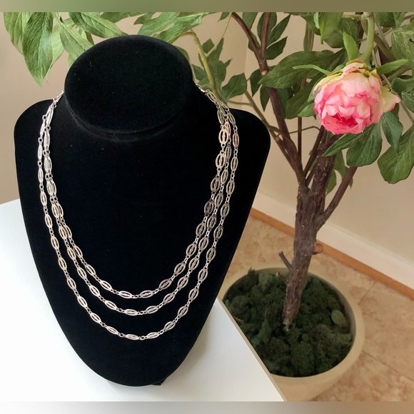 Park Lane Silver Tone Floral Embossed Chain Necklace - Picture 8 of 8
